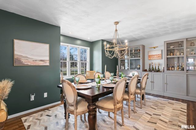 5930 N LAKE Road, Springfield, IL 62711