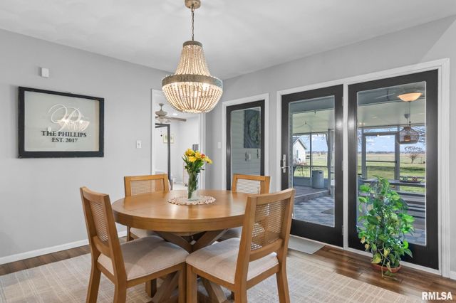 5930 N LAKE Road, Springfield, IL 62711