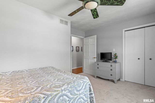 5930 N LAKE Road, Springfield, IL 62711