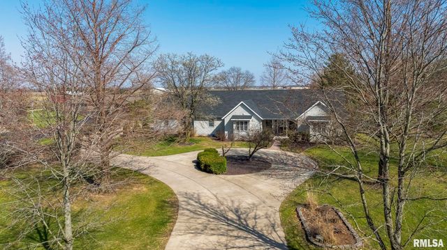 5930 N LAKE Road, Springfield, IL 62711