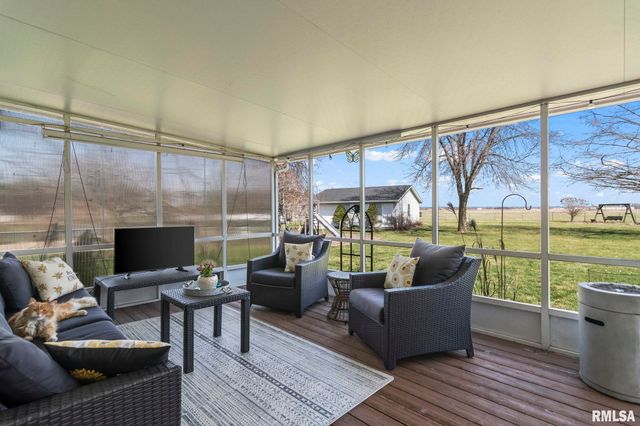 5930 N LAKE Road, Springfield, IL 62711