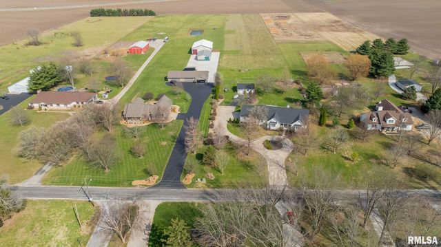 5930 N LAKE Road, Springfield, IL 62711