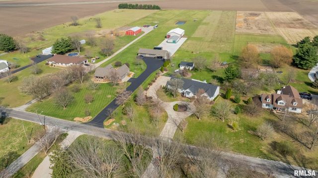 5930 N LAKE Road, Springfield, IL 62711