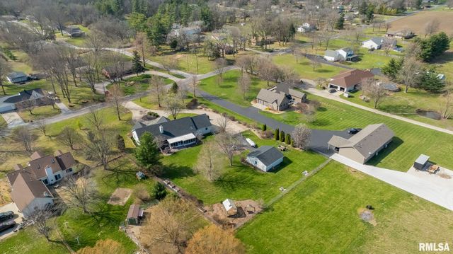 5930 N LAKE Road, Springfield, IL 62711