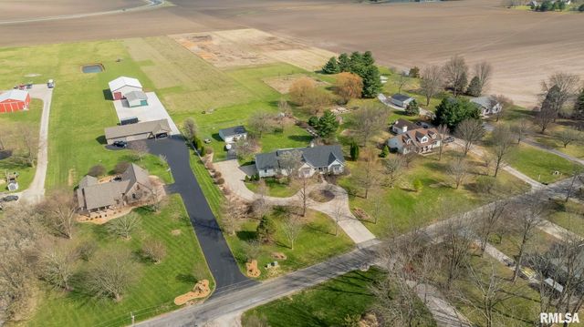 5930 N LAKE Road, Springfield, IL 62711