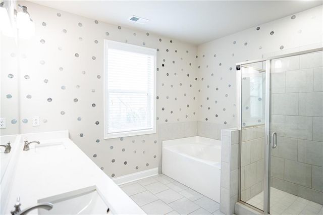 2215A Manor Pointe Drive, Cumming, GA 30041