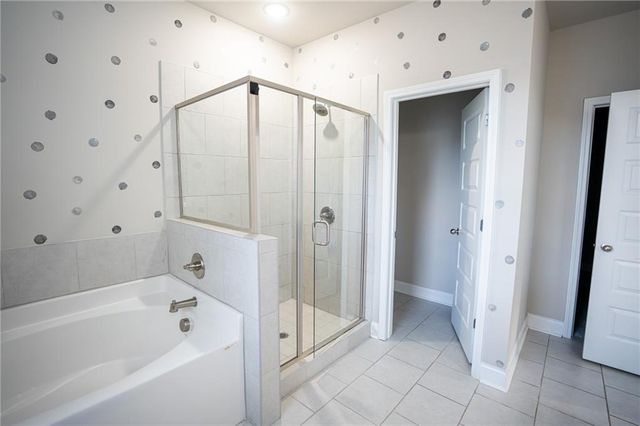 2215A Manor Pointe Drive, Cumming, GA 30041