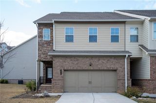 2215A Manor Pointe Drive, Cumming, GA 30041