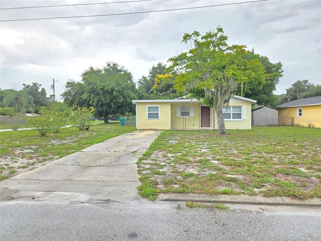 834 DONNELLY STREET, Eustis, FL 32726