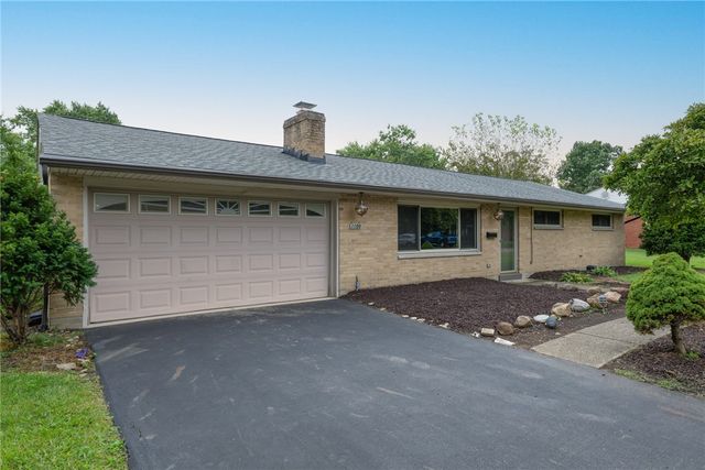 1100 Donson Drive, Kettering, OH 45429