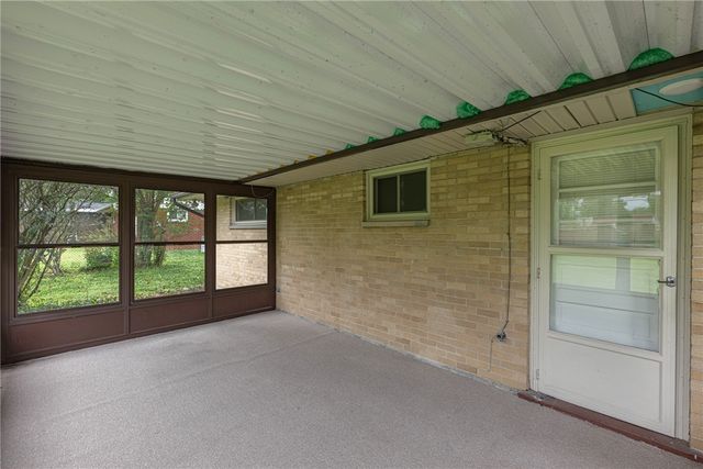 1100 Donson Drive, Kettering, OH 45429