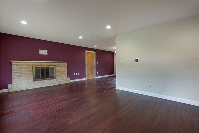 1100 Donson Drive, Kettering, OH 45429