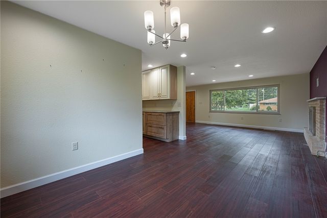 1100 Donson Drive, Kettering, OH 45429