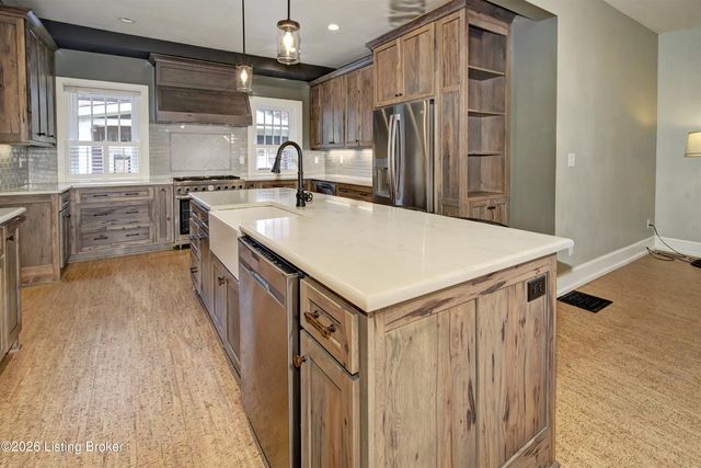 2005 Eastern Pkwy, Louisville, KY 40204
