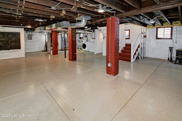 2005 Eastern Pkwy, Louisville, KY 40204