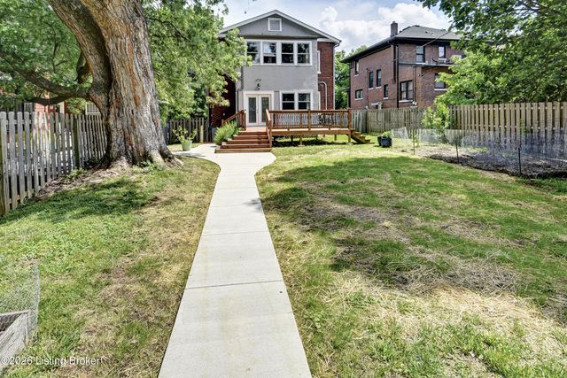 2005 Eastern Pkwy, Louisville, KY 40204