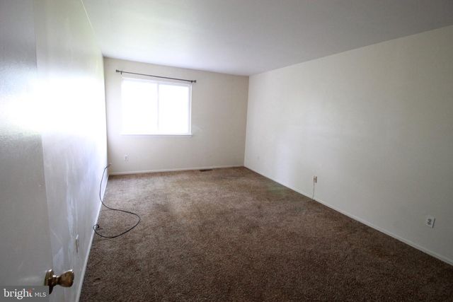 12 CORIANDER DR, Lumberton, NJ 08048