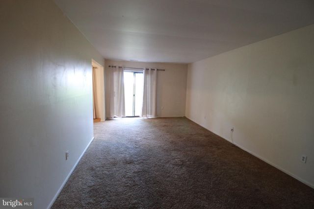 12 CORIANDER DR, Lumberton, NJ 08048