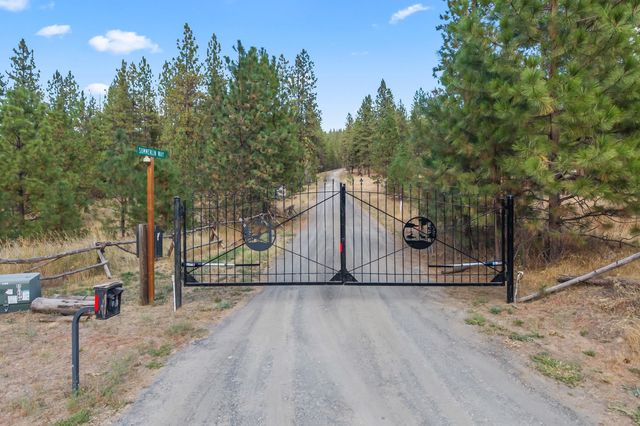 6526 Summerlin Way, Nine Mile Falls, WA 99026