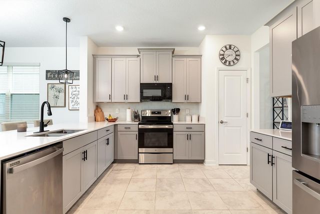 9935 INTRODUCTION WAY, Orlando, FL 32832