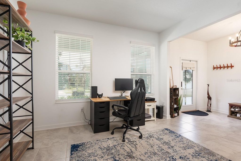 Image 4 of property listing at 9935 INTRODUCTION WAY, Orlando, FL 32832