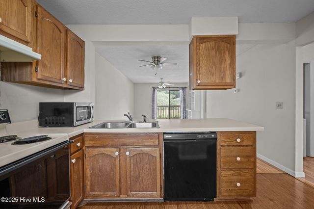 3624 Saint Johns Court B, Wilmington, NC 28403