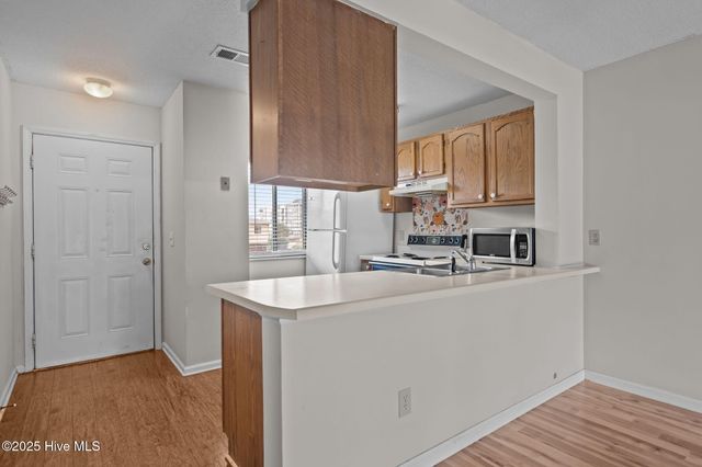 3624 Saint Johns Court B, Wilmington, NC 28403