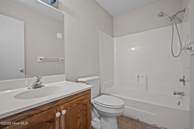 3624 Saint Johns Court B, Wilmington, NC 28403