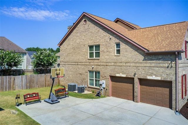 408 Arbor Lane, Loganville, GA 30052