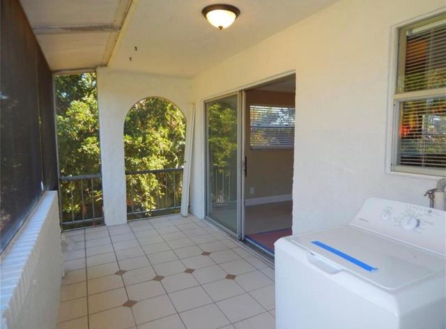 1100 SE 4th Avenue 27, Deerfield Beach, FL 33441