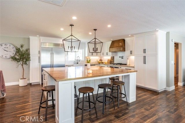 9337 Creekside Lane, Modesto, CA 95357