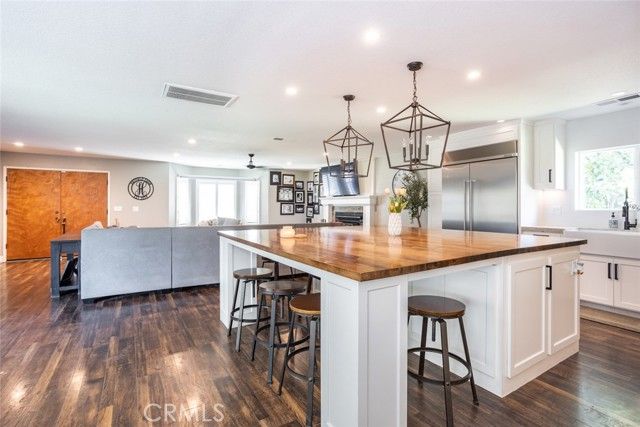 9337 Creekside Lane, Modesto, CA 95357