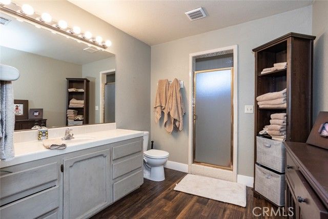 9337 Creekside Lane, Modesto, CA 95357