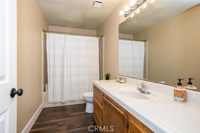 9337 Creekside Lane, Modesto, CA 95357