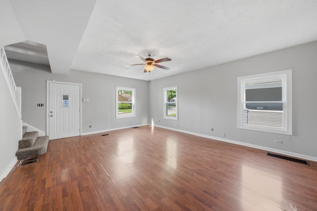 427 W Marion Street, Joliet, IL 60436