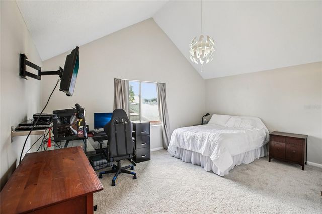 19254 BLOUNT ROAD, Lutz, FL 33558