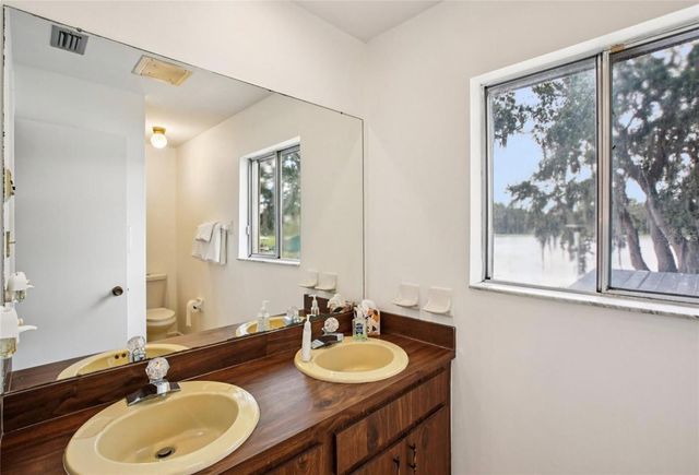 19254 BLOUNT ROAD, Lutz, FL 33558