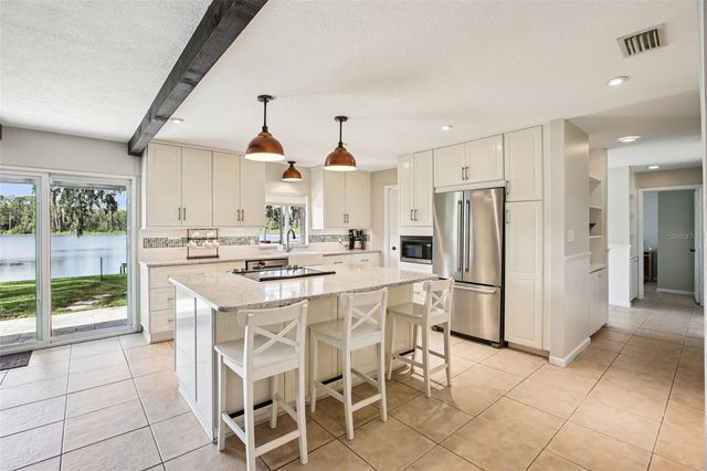 19254 BLOUNT ROAD, Lutz, FL 33558