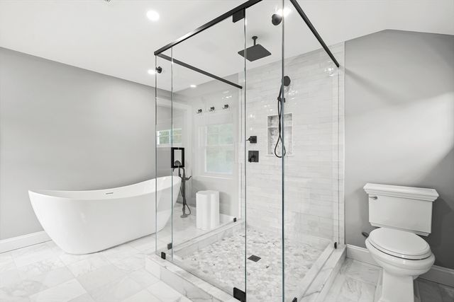 23 Northgate Rd, Wellesley, MA 02481