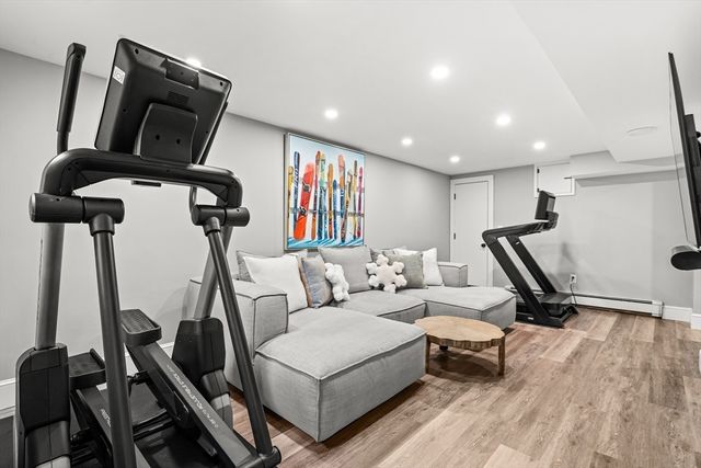 23 Northgate Rd, Wellesley, MA 02481