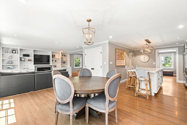 23 Northgate Rd, Wellesley, MA 02481