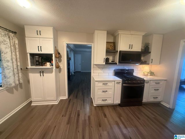 6658 SW JUNE AVENUE, Leeds, AL 35094