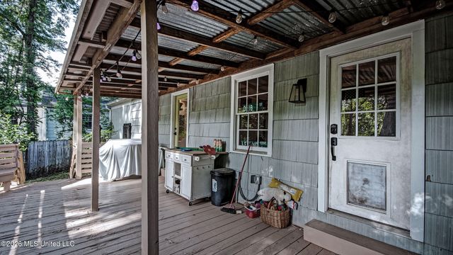 4527 Meadowridge Drive, Jackson, MS 39206