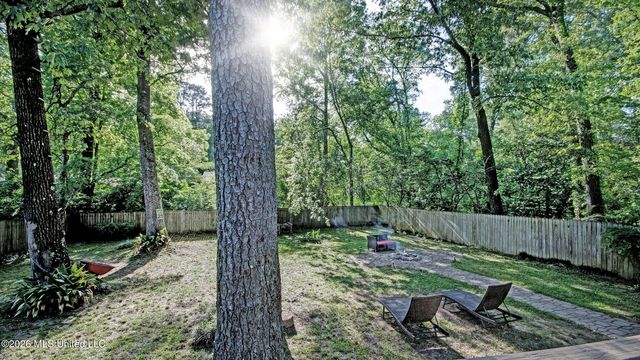 4527 Meadowridge Drive, Jackson, MS 39206