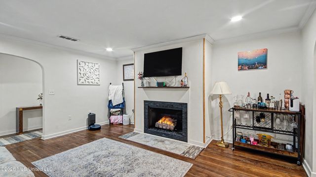 4527 Meadowridge Drive, Jackson, MS 39206