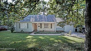 4527 Meadowridge Drive, Jackson, MS 39206