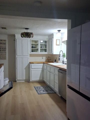 4120 Rench Road, Lake Worth, TX 76135