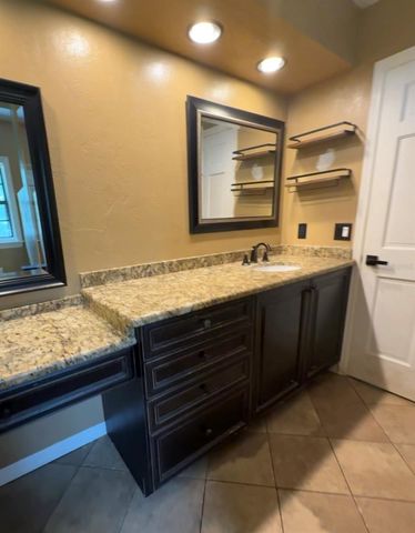 645 SE 21ST PLACE, Ocala, FL 34471
