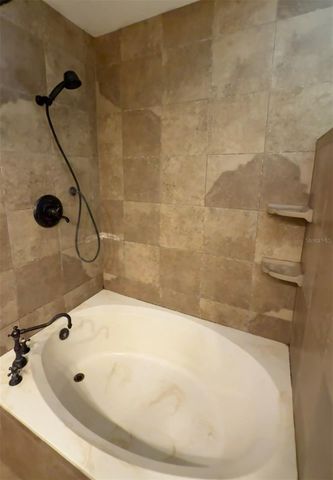 645 SE 21ST PLACE, Ocala, FL 34471