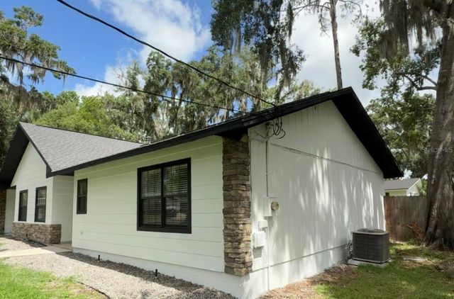 645 SE 21ST PLACE, Ocala, FL 34471